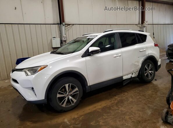 2T3RFREV5JW802720 2018 TOYOTA RAV4 Белый Передняя левая четверть