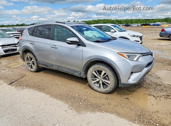 2T3RFREV6HW683957 2017 TOYOTA LE Серебряный Передняя правая четверть