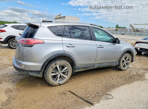 2T3RFREV6HW683957 2017 TOYOTA LE Серебряный Задняя правая четверть