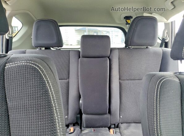2T3RFREV7HW605610 2017 TOYOTA RAV4 Фиолетовый Вид задних сидений