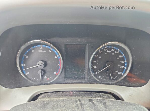 2T3RFREV7JW700321 2018 TOYOTA RAV4 Серый Вид щитка приборов