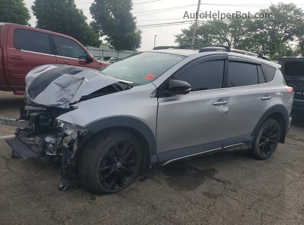 2T3RFREV7JW823973 2018 TOYOTA RAV4 Silver წინა მარცხენა ხედი სამი მეოთხედიდან