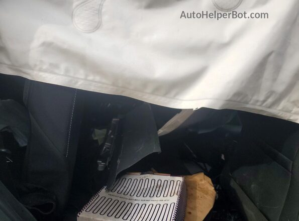 2T3RFREV7JW823973 2018 TOYOTA RAV4 Silver უკანა სალონის ხედი