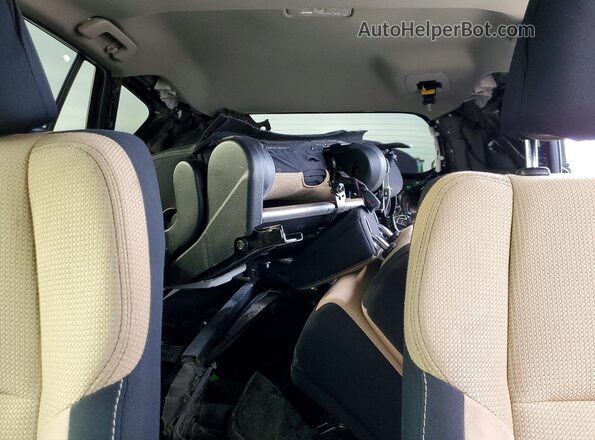 2T3RFREVXJW757385 2018 TOYOTA RAV4 Black უკანა სავარძლების ხედი