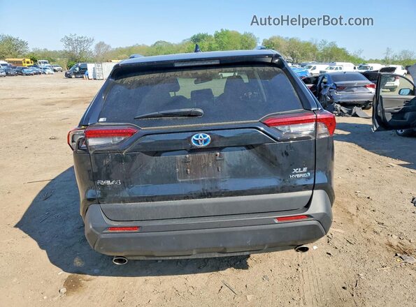 2T3RWRFV8RW209766 2024 TOYOTA RAV4 Black Հետևի տեսք