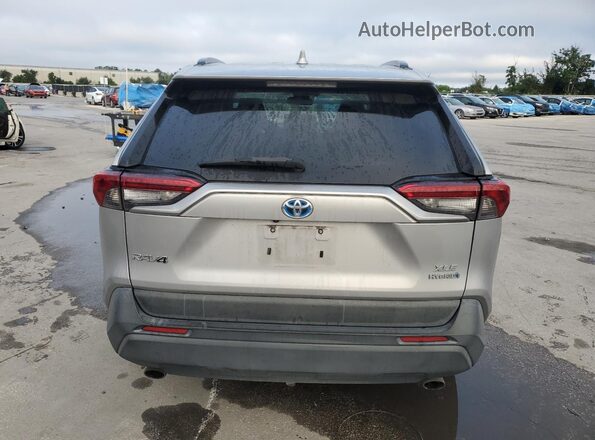 2T3RWRFV9KW017164 2019 TOYOTA RAV4 Серебряный Вид сзади