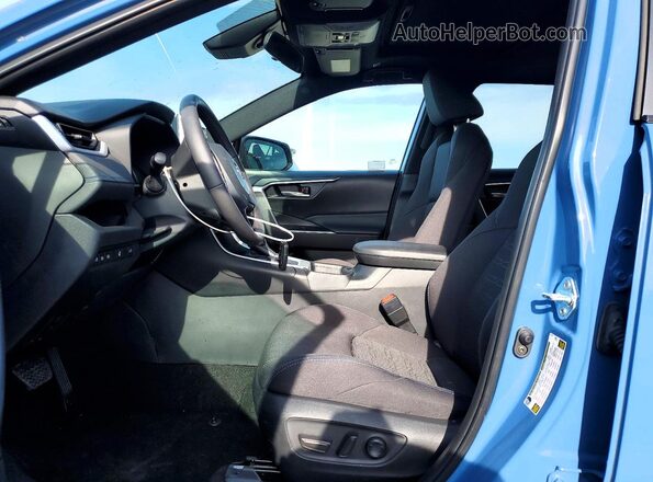 2T3T6RFV6RW060828 2024 TOYOTA RAV4 Синий Вид салона спереди
