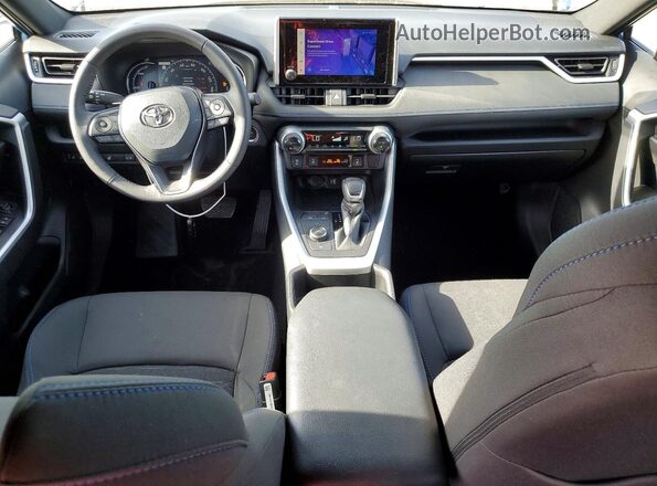 2T3T6RFV6RW060828 2024 TOYOTA RAV4 Синий Вид панели приборов