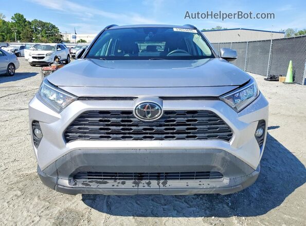2T3W1RFV0MC135609 2021 TOYOTA RAV4 Silver Vista frontal