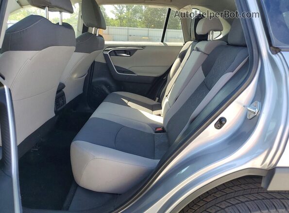 2T3W1RFV0MC135609 2021 TOYOTA RAV4 Silver Vista de los asientos traseros