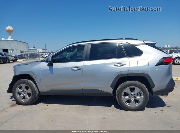 2T3W1RFV0SC313709 2025 TOYOTA LE Silver 