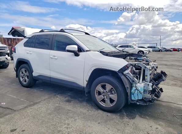 2T3W1RFV1NW233869 2022 TOYOTA RAV4 Белый Передняя правая четверть