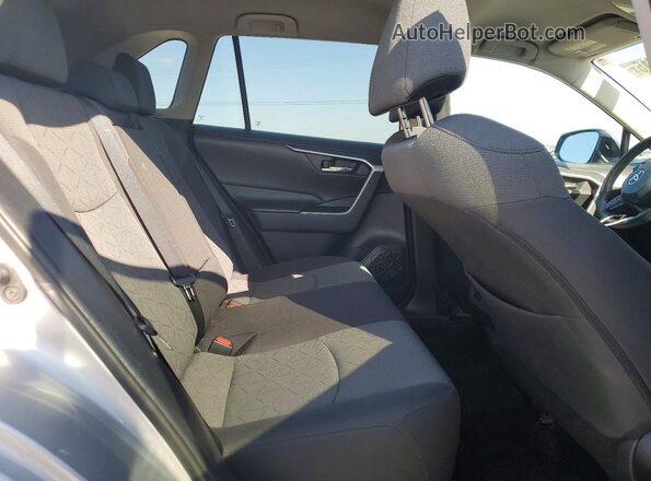 2T3W1RFV2MW118647 2021 TOYOTA RAV4 Silver Սալոնի հետևի տեսք