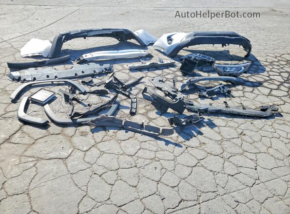 2T3W1RFV2MW118647 2021 TOYOTA RAV4 Silver VIN կոդի պիտակի տեսք