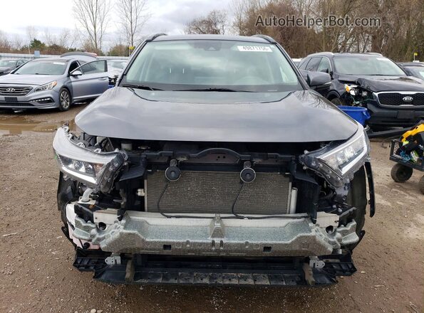 2T3W1RFV3LC037561 2020 TOYOTA RAV4 Серебряный Вид спереди