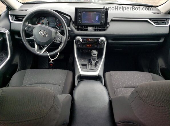2T3W1RFV3LC037561 2020 TOYOTA RAV4 Серебряный Вид панели приборов