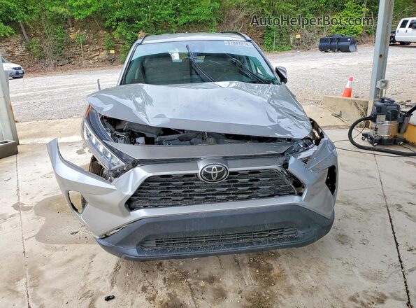 2T3W1RFV3MW138244 2021 TOYOTA RAV4 Silver Вид спереду
