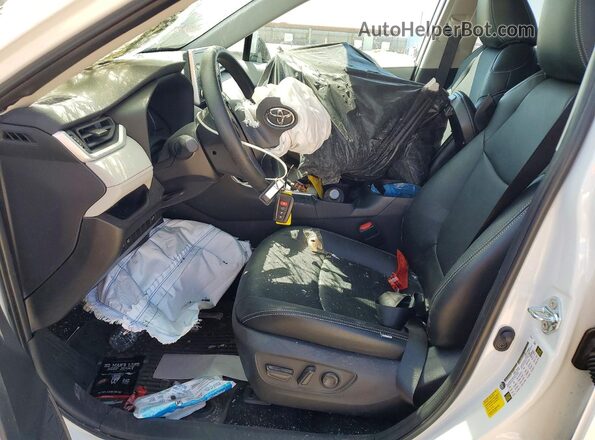 2T3W1RFV3SC345649 2025 TOYOTA RAV4 White Widok wnętrza z przodu
