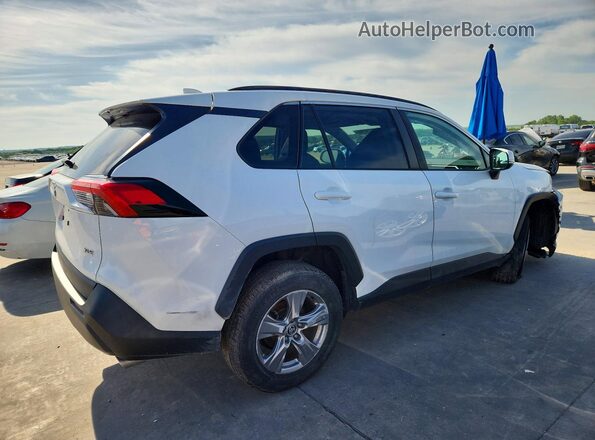 2T3W1RFV4NW194467 2022 TOYOTA RAV4 White Tył prawy