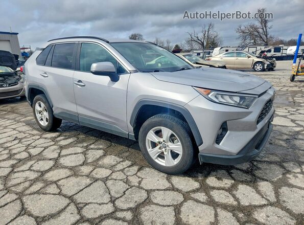 2T3W1RFV6LC045766 2020 TOYOTA RAV4 Silver Front right