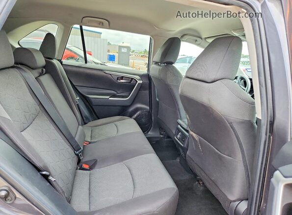 2T3W1RFV6NW206196 2022 TOYOTA RAV4 Gray Widok tylnych siedzeń