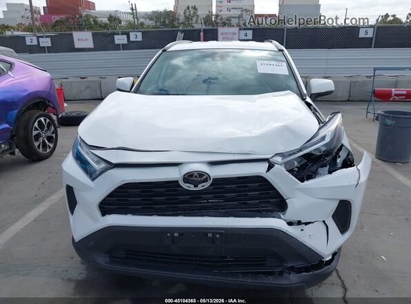 2T3W1RFV6RW302660 2024 TOYOTA LE White Вид щитка приладів