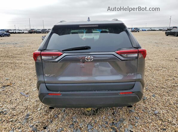 2T3W1RFV7KC016128 2019 TOYOTA RAV4 Gray Rear view