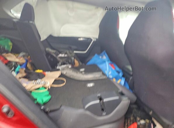 2T3W1RFV7LC034999 2020 TOYOTA RAV4 Красный Вид задней части салона
