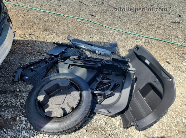 2T3W1RFV7SC355312 2025 TOYOTA LE Угольный Вид подкапотного пространства