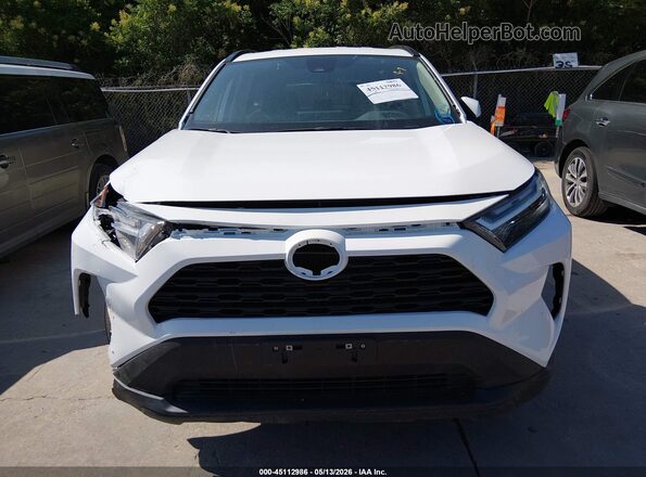 2T3W1RFV8SW383148 2025 TOYOTA LE Белый Вид панели приборов