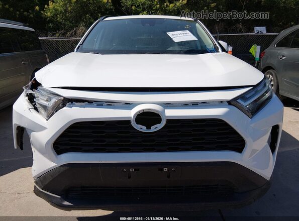 2T3W1RFV8SW383148 2025 TOYOTA LE Белый Вид спереди