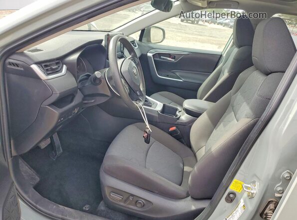 2T3W1RFV9NW192018 2022 TOYOTA LE Зеленый Вид салона спереди