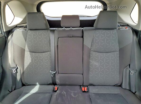 2T3W1RFV9NW192018 2022 TOYOTA LE Зеленый Вид задних сидений
