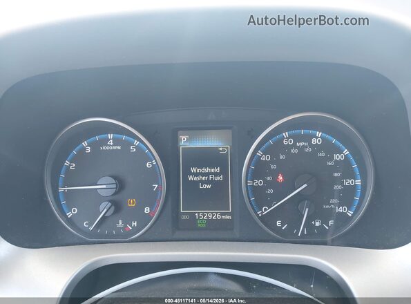 2T3WFREV1HW335096 2017 TOYOTA RAV4 Silver Vista de los asientos traseros