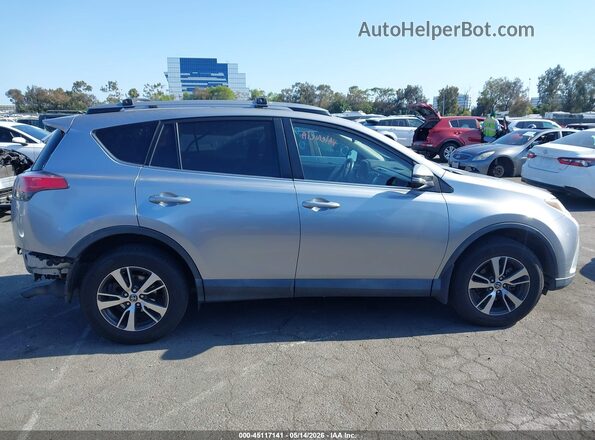 2T3WFREV1HW335096 2017 TOYOTA RAV4 Silver Vista interior de 360 grados