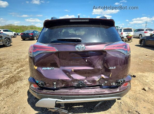 2T3WFREV1JW415908 2018 TOYOTA RAV4 Burgundy Widok z tyłu