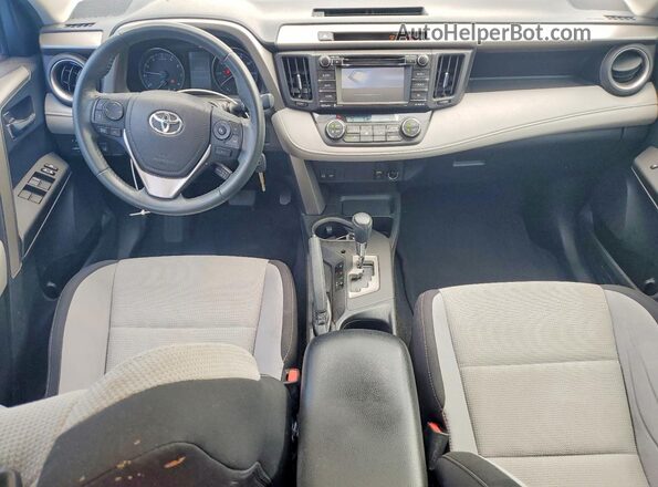 2T3WFREV4HW366391 2017 TOYOTA RAV4 Белый Вид панели приборов