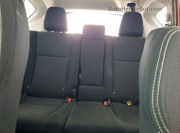 2T3WFREV7HW342568 2017 TOYOTA RAV4 Red უკანა სავარძლების ხედი