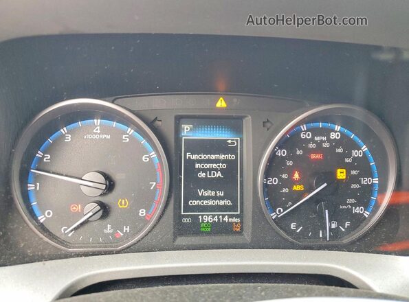 2T3WFREV7HW342568 2017 TOYOTA RAV4 Red ხელსაწყოთა პანელის ხედი