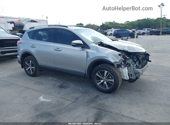 2T3WFREVXJW478876 2018 TOYOTA LE Серебряный Передняя правая четверть
