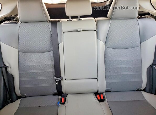 2T3Y1RFV0PW278166 2023 TOYOTA RAV4 Silver Вид задніх сидінь