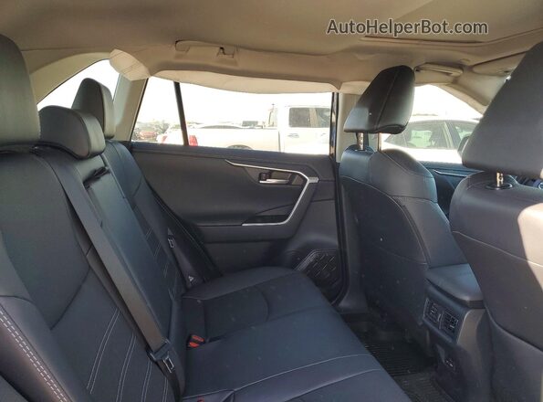 2T3Y1RFV0RW359333 2024 TOYOTA RAV4 Blue უკანა სავარძლების ხედი