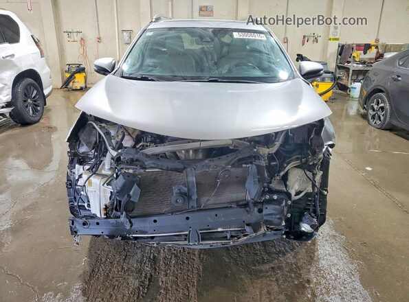 2T3YFREV1HW321904 2017 TOYOTA RAV4 Silver Widok z przodu