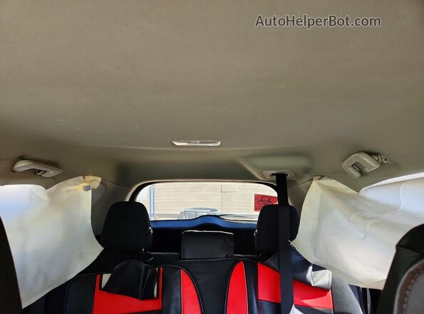 2T3ZFREV0HW388935 2017 TOYOTA RAV4 Серебряный Вид задних сидений