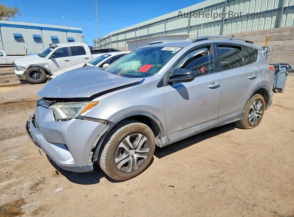 2T3ZFREV0HW388935 2017 TOYOTA RAV4 Серебряный Передняя левая четверть