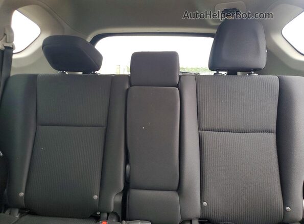 2T3ZFREV1JW418465 2018 TOYOTA RAV4 Red Widok tylnych siedzeń