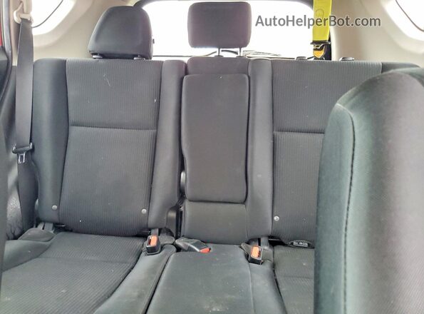 2T3ZFREV1JW421026 2018 TOYOTA RAV4 Burgundy Widok tylnych siedzeń