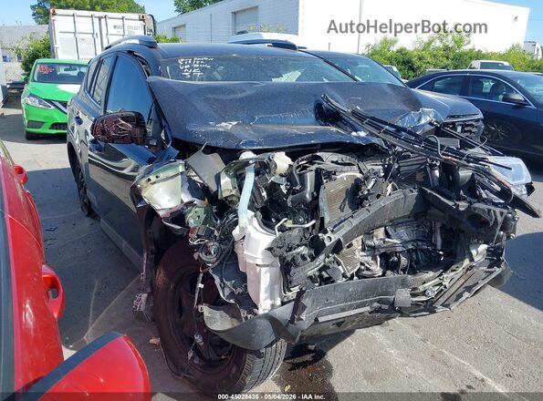 2T3ZFREV9JW497206 2018 TOYOTA LE Blue Передня права чверть
