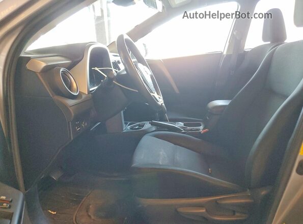 2T3ZFREVXHW316060 2017 TOYOTA RAV4 Silver Вид салону спереду