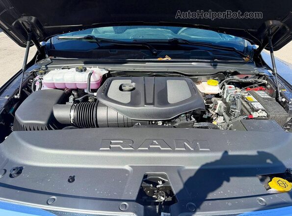 1C6SRFJP0TN250043 2026 RAM 1500 Серый Вид панели приборов